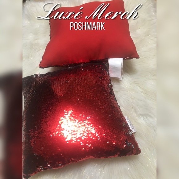 ♥️2pc Red & Silver Sequined Mermaid Pillows - Picture 4 of 6